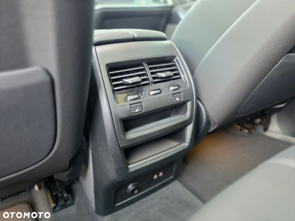 BMW X5 xDrive40d mHEV sport - 34