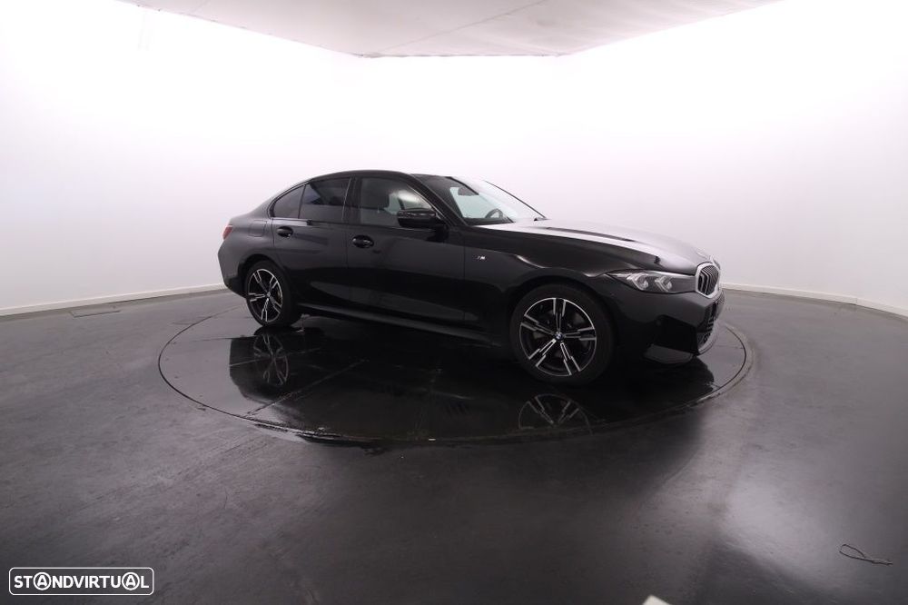 BMW 330 e Pack Desportivo M Auto - 11