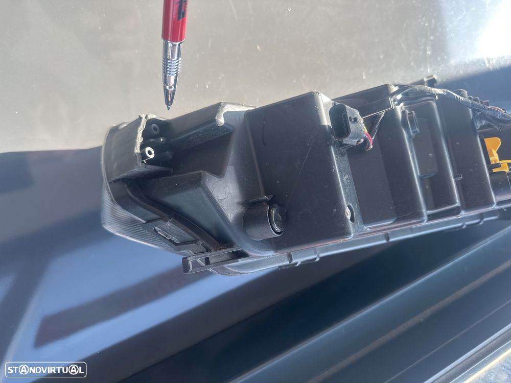 Farol Dacia spring esquerdo 2020-2025 - 4