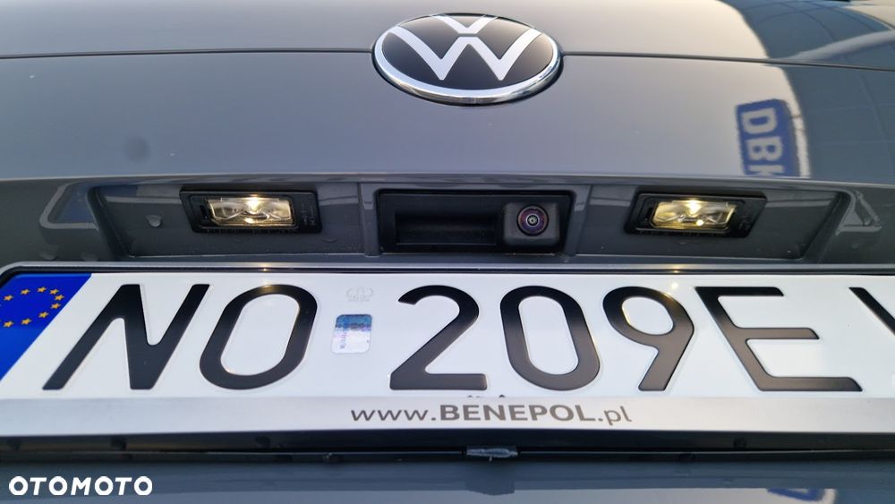 Volkswagen Multivan - 16