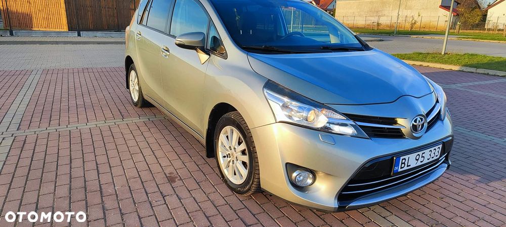 Toyota Verso 2.0 D-4D Active 7os - 14