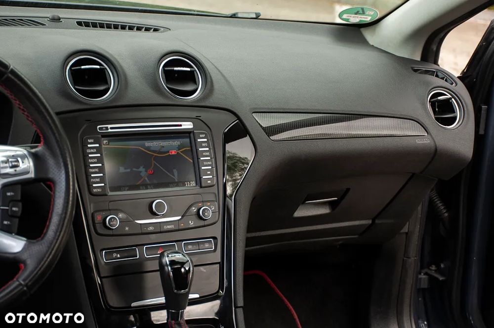 Ford Mondeo SW 2.0 EcoBoost Titanium S - 27