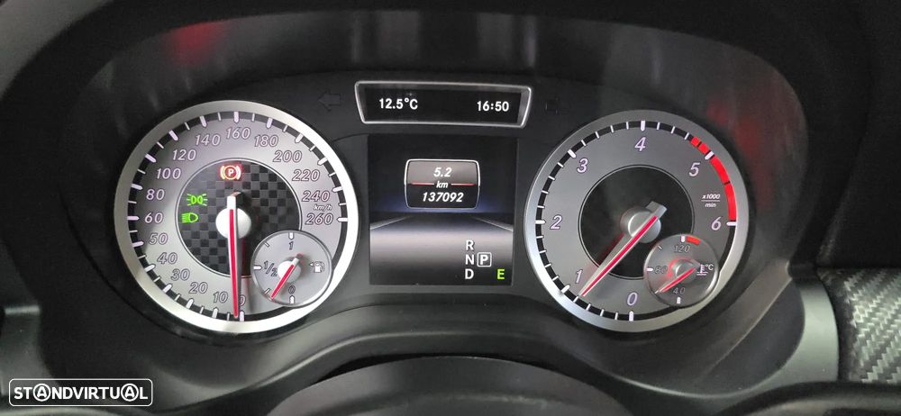 Mercedes-Benz A 180 CDI 7G-DCT AMG Line - 35