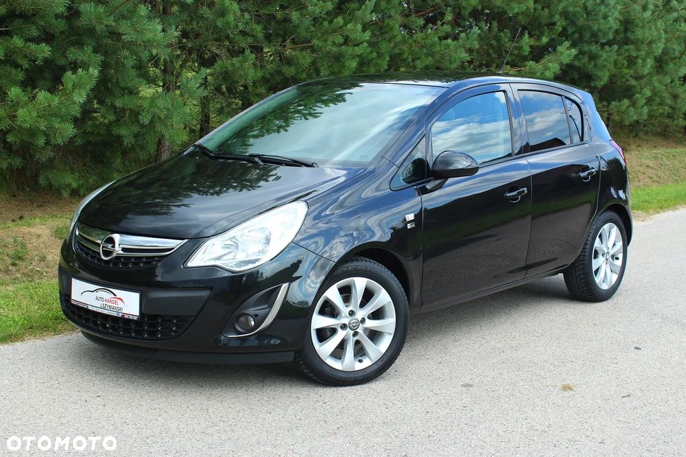 Opel Corsa 1.4 16V Innovation - 2