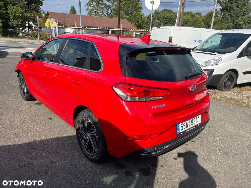 Hyundai i30 1.5 Intro - 3