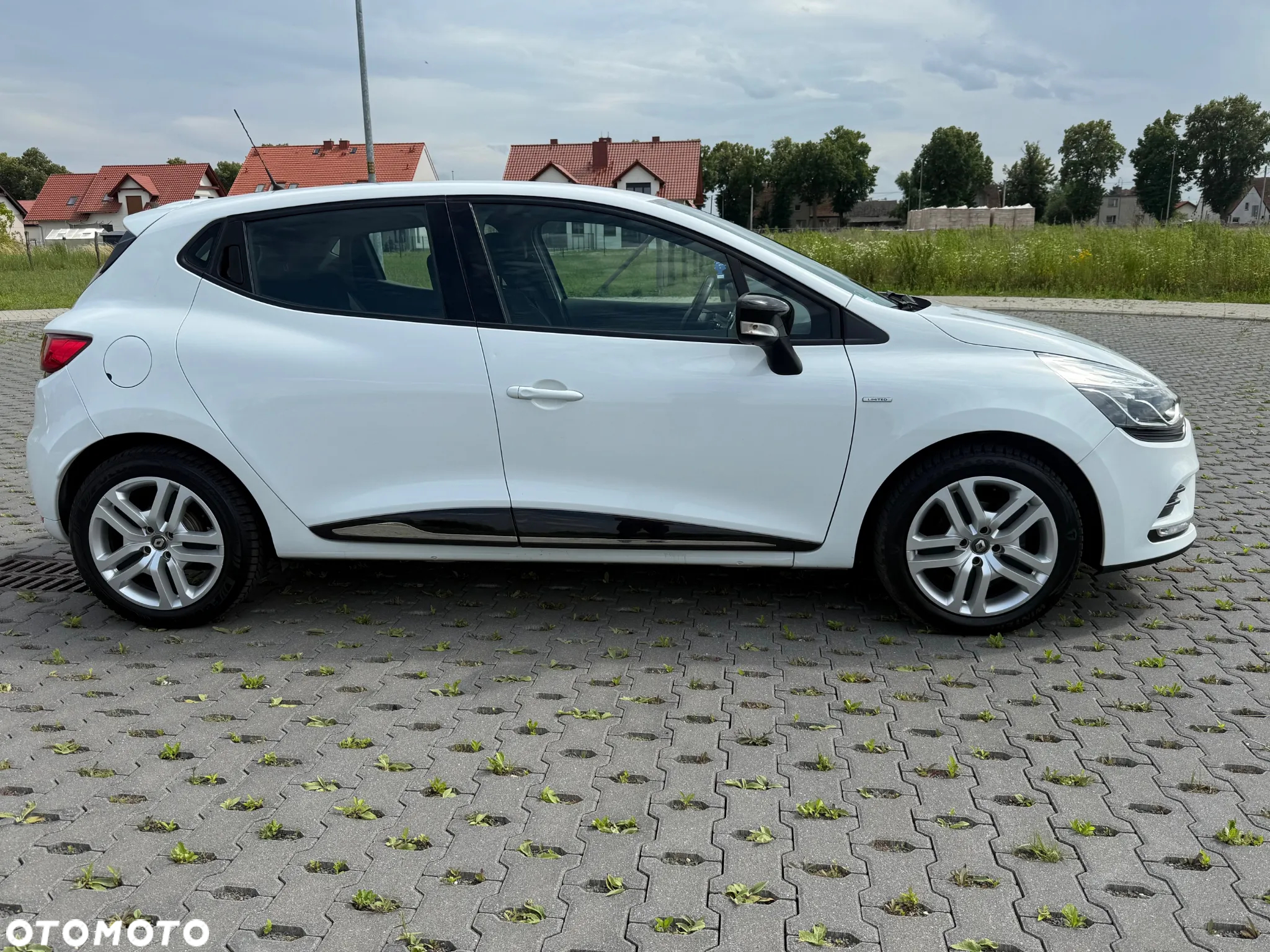 Renault Clio - 5