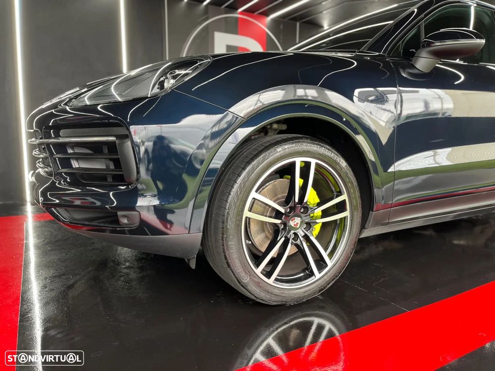 Porsche Cayenne Coupé E-Hybrid - 9