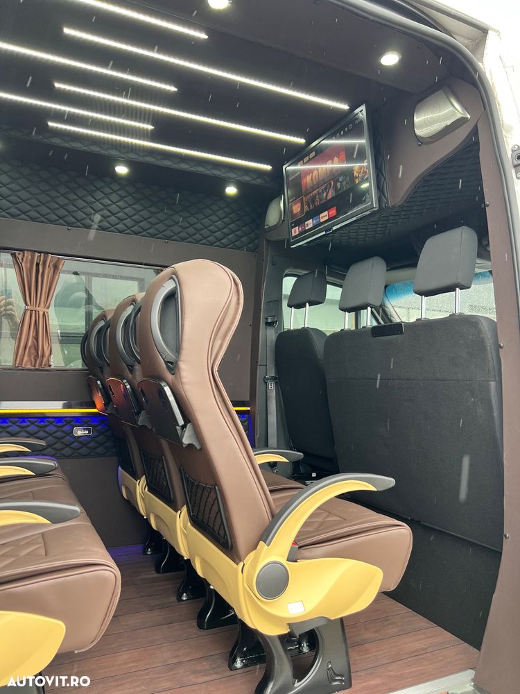 Mercedes-Benz Sprinter - 10