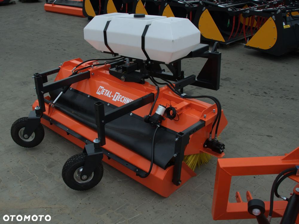 Zamiatarka 1,6 m do ciągnika, wózka widłowego, ładowarki Metal Technik - 4