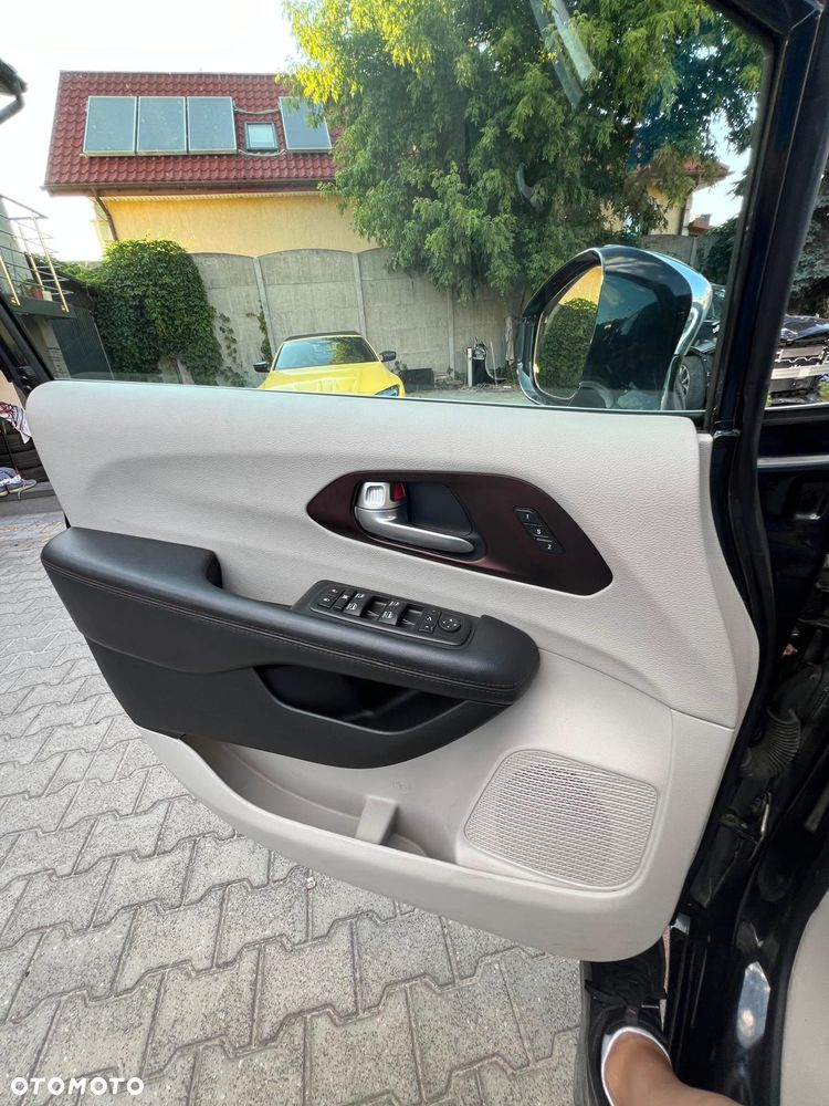 Chrysler Pacifica - 20