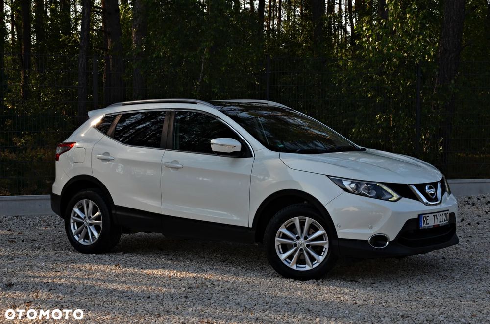 Nissan Qashqai 1.6 DCi 4x4 Tekna - 17