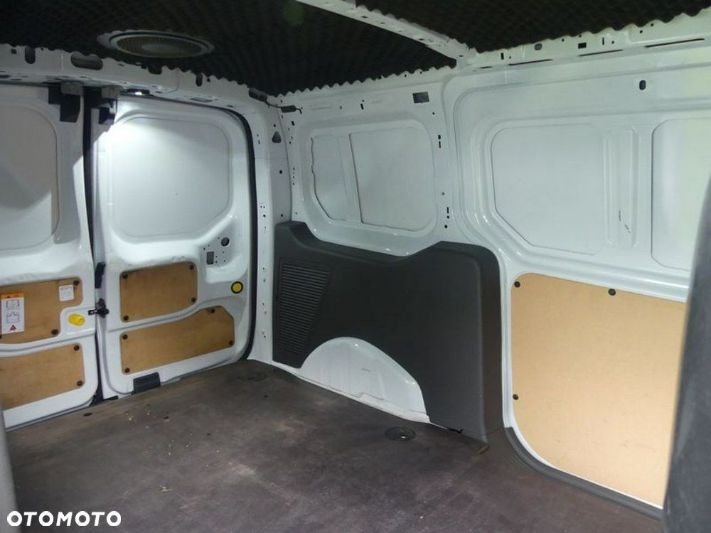 Ford Transit Connect - 13