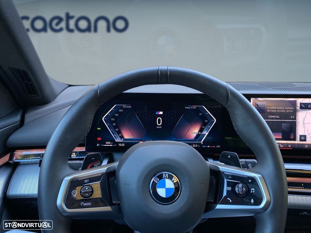 BMW 520 d Pack Desportivo M - 6