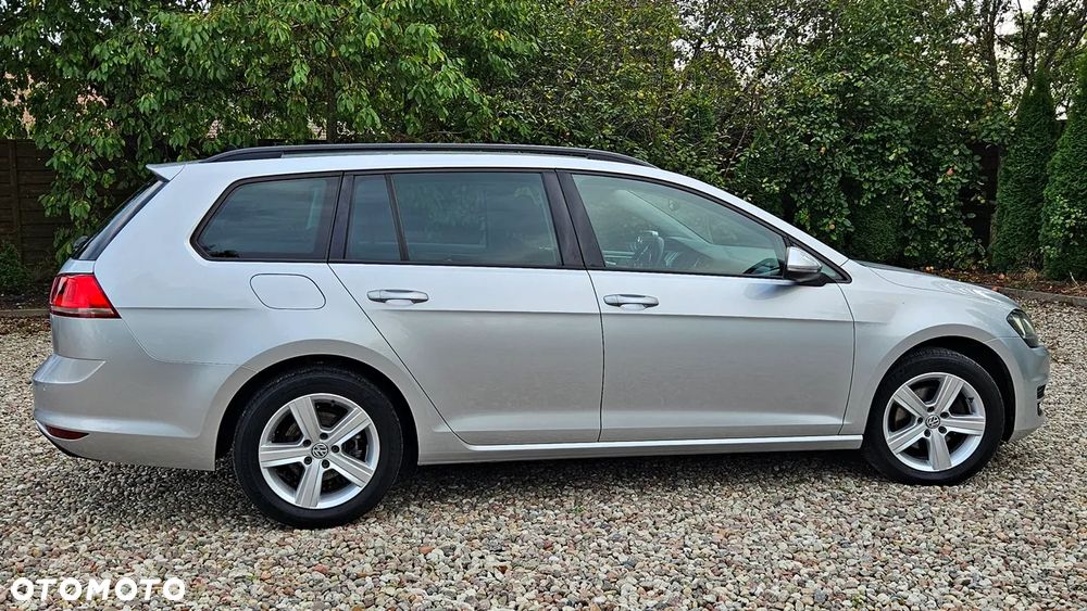 Volkswagen Golf - 17