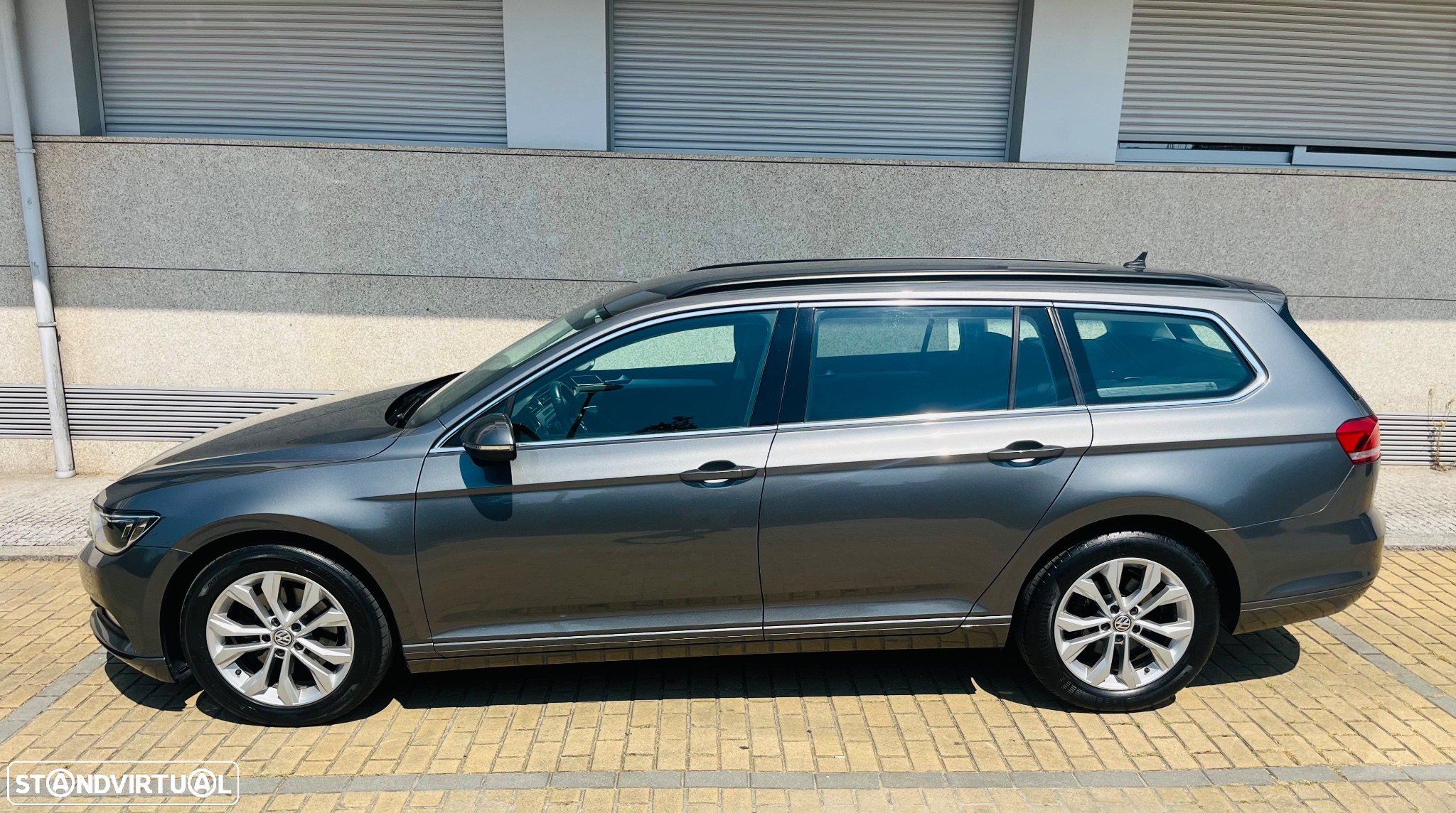 VW Passat Variant 2.0 TDi Confortline - 14