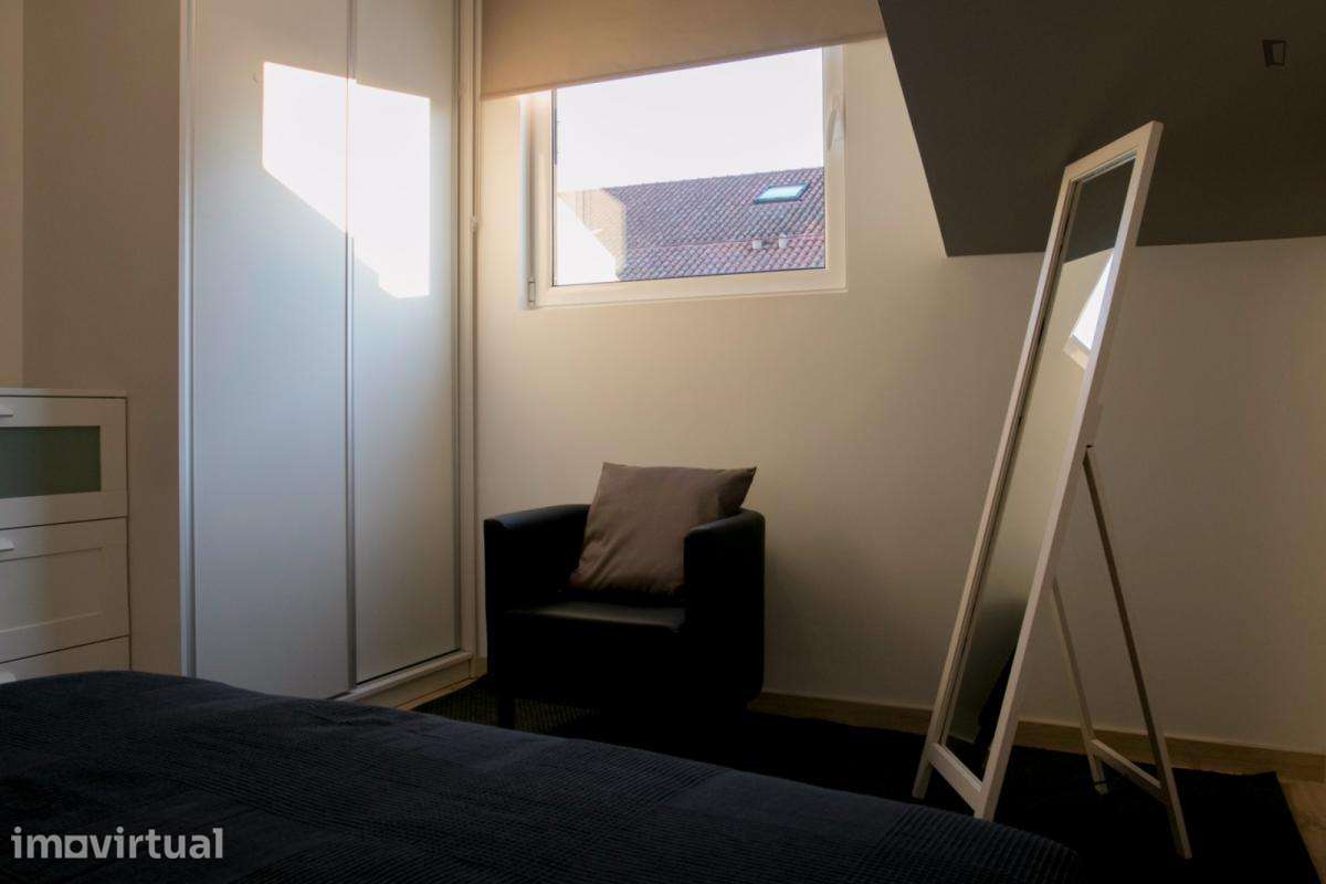 Apartamento com 1 quartos - localizado em  Coimbra - Grande imagem: 5/25
