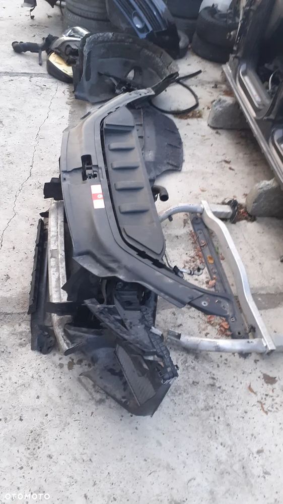 Pas przod Audi Q7 3.0TDI - 2