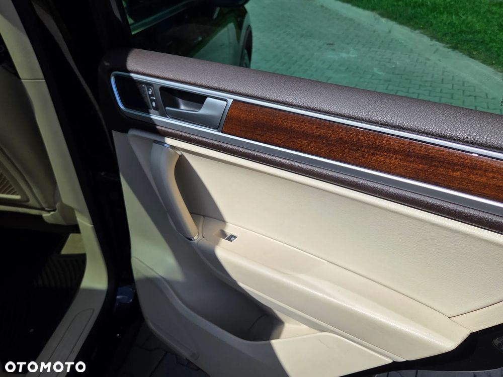 Volkswagen Touareg V6 FSI Blue Motion Exclusive - 21