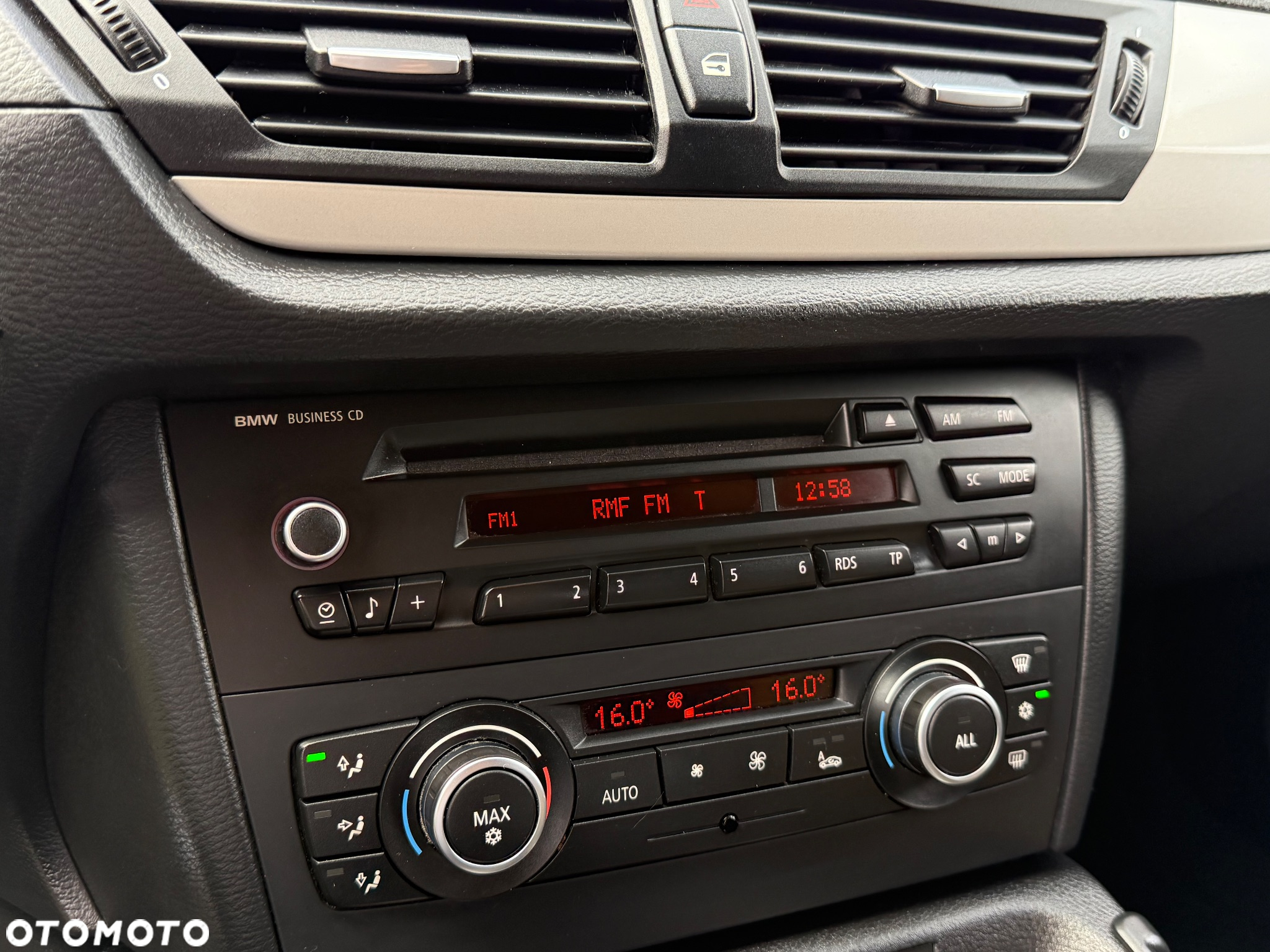 BMW X1 sDrive18d - 17