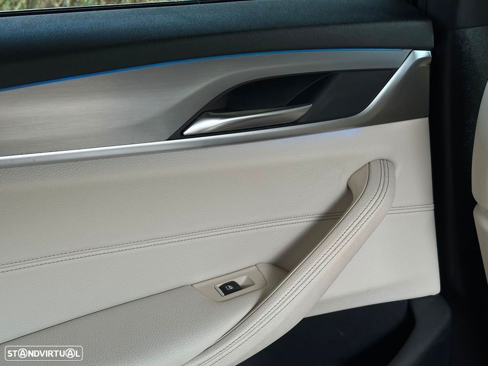 BMW 530 e iPerformance Pack M - 13
