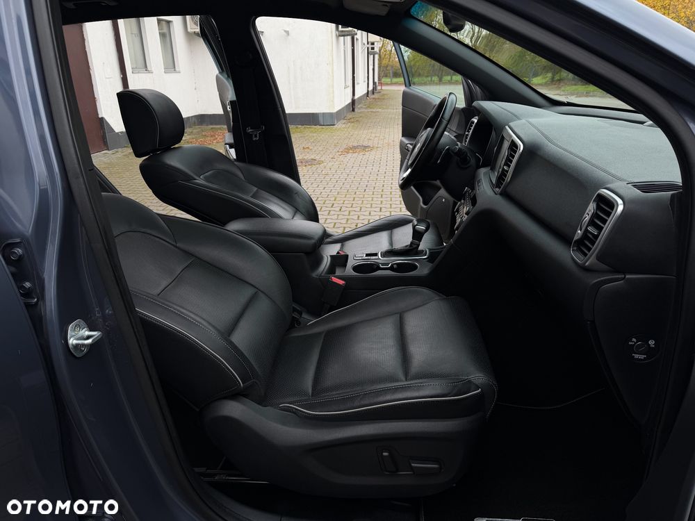 Kia Sportage 2,0 CRDI AWD GT Line - 17