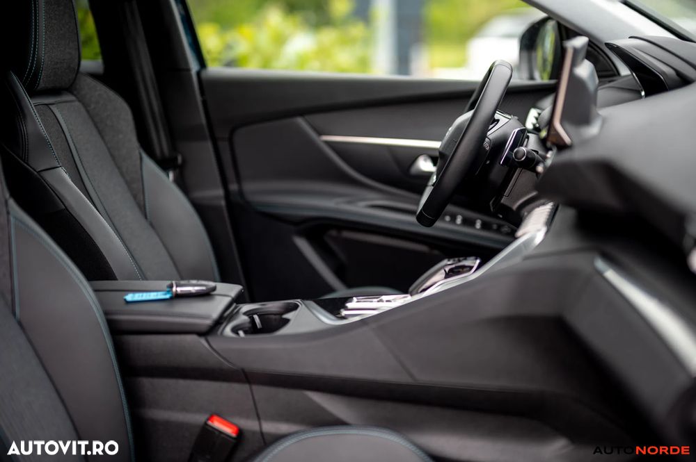 Peugeot 3008 - 23