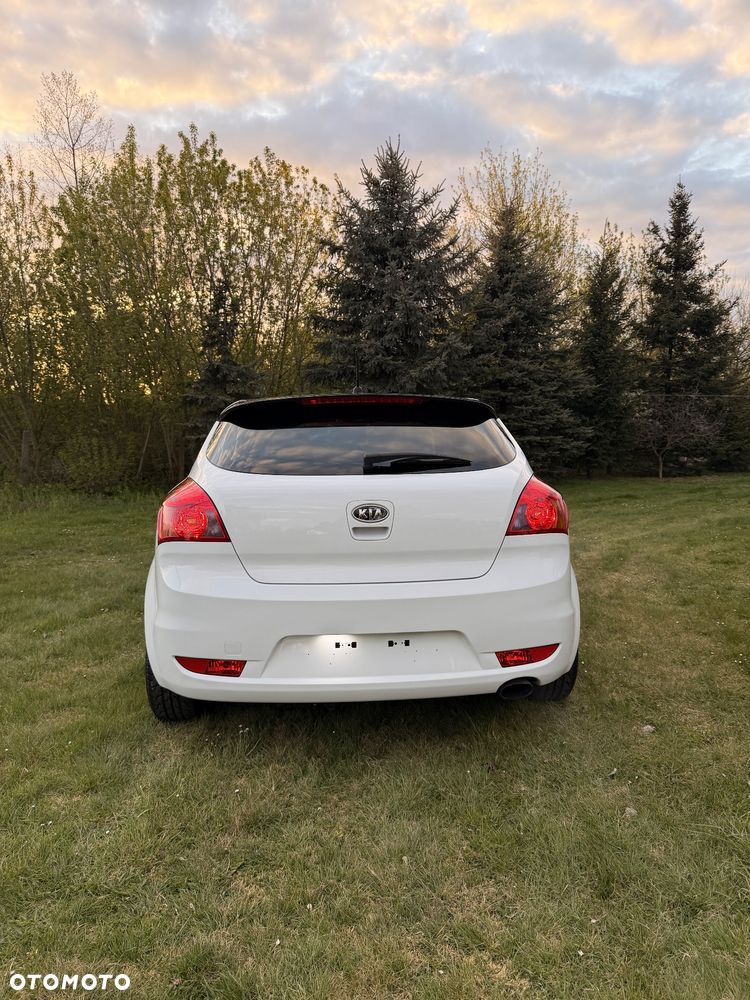 Kia ProCeed 1.4 CVVT Edition 7 - 16