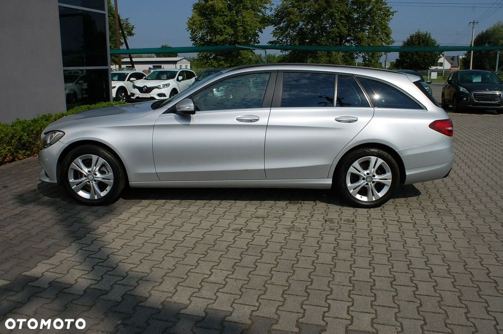 Mercedes-Benz Klasa C - 16