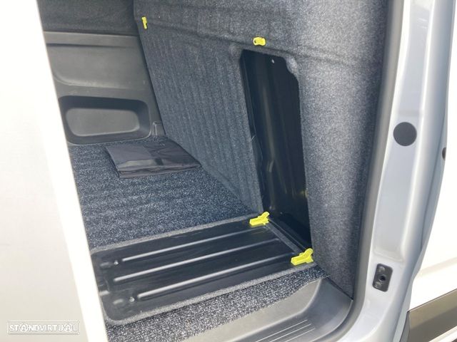 Opel Combo L2 1.5 Cdti IVA DEDUTIVEL - 13