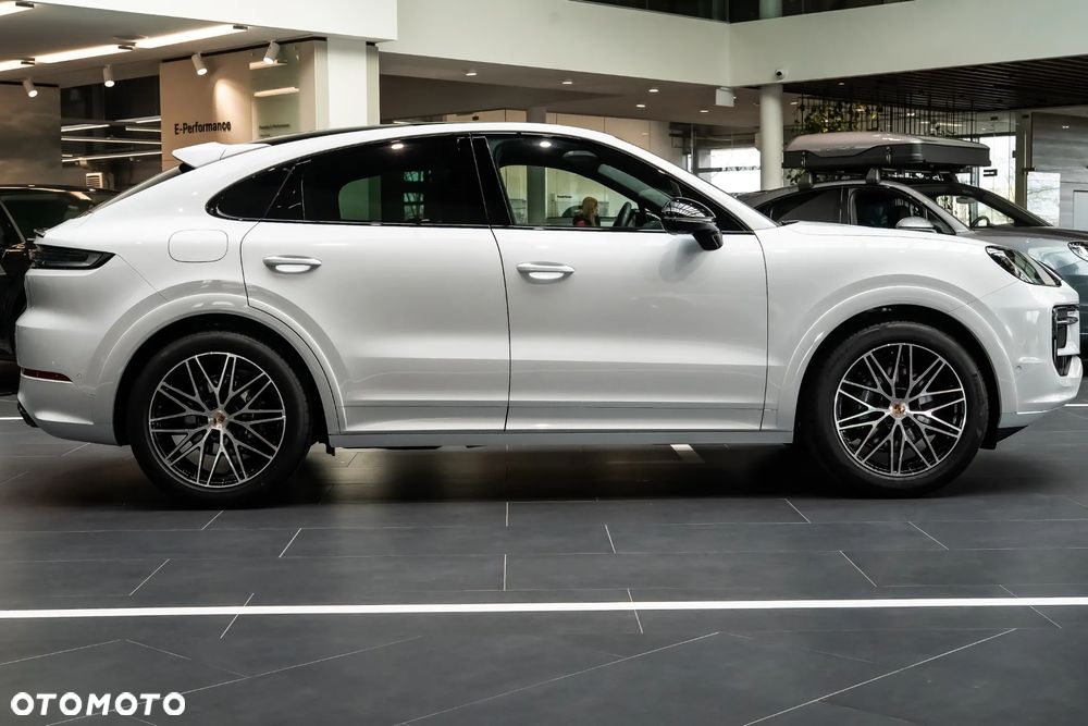 Porsche Cayenne Black Edition - 11