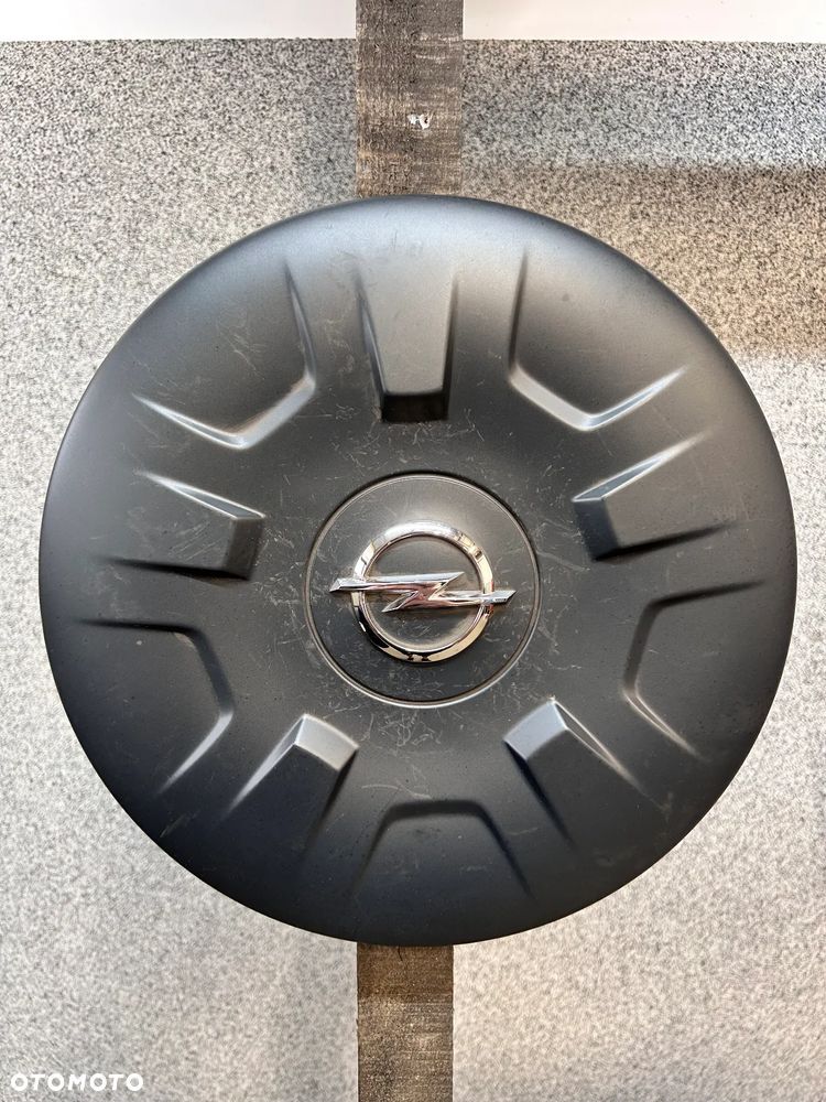 DEKLE,KOŁPAKI 3 SZT. OPEL MOVANO B , DO FELG STALOWYCH 16'' - 2