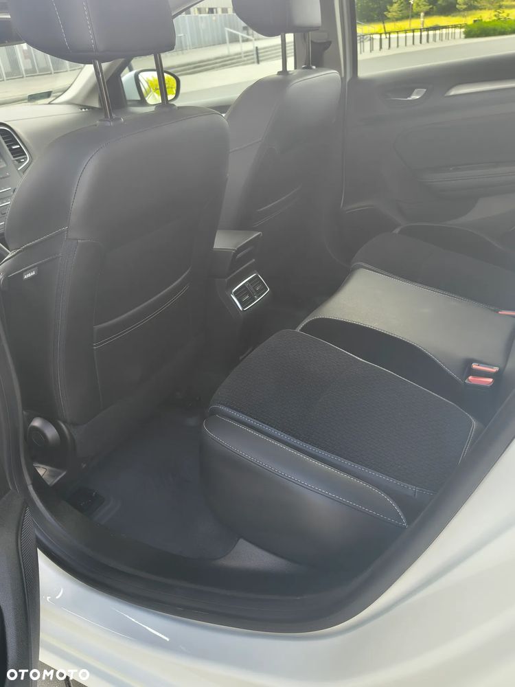 Renault Megane 1.5 Blue dCi Intens - 15