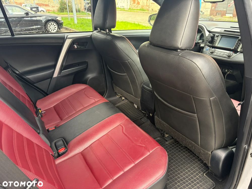 Toyota RAV4 Hybrid Selection 4x4 - 5
