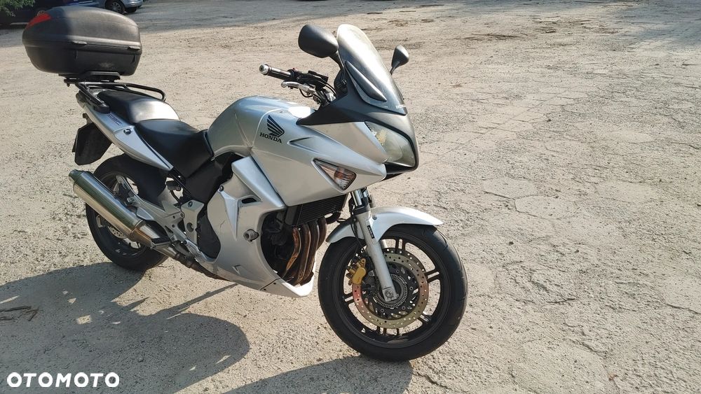 Honda CBF - 1