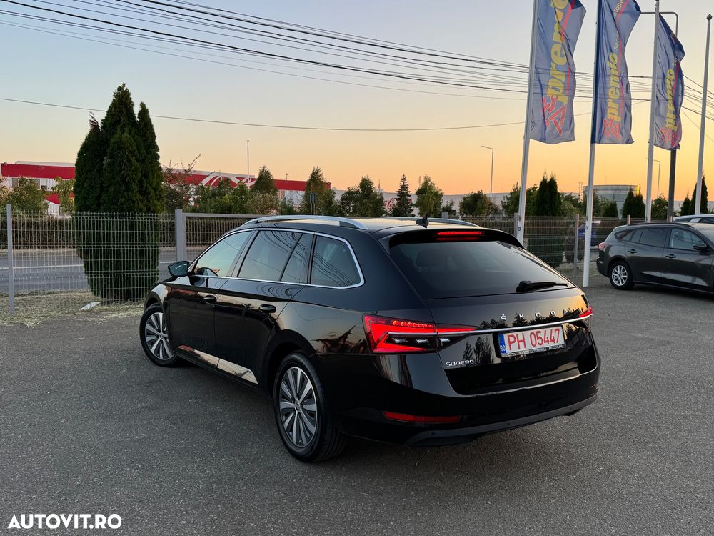 Skoda Superb 2.0 TDI DSG Style - 20