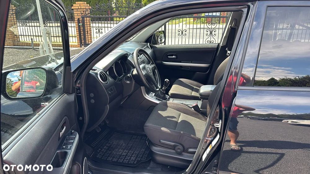 Suzuki Grand Vitara 1.9 DDiS Comfort EU5 - 8