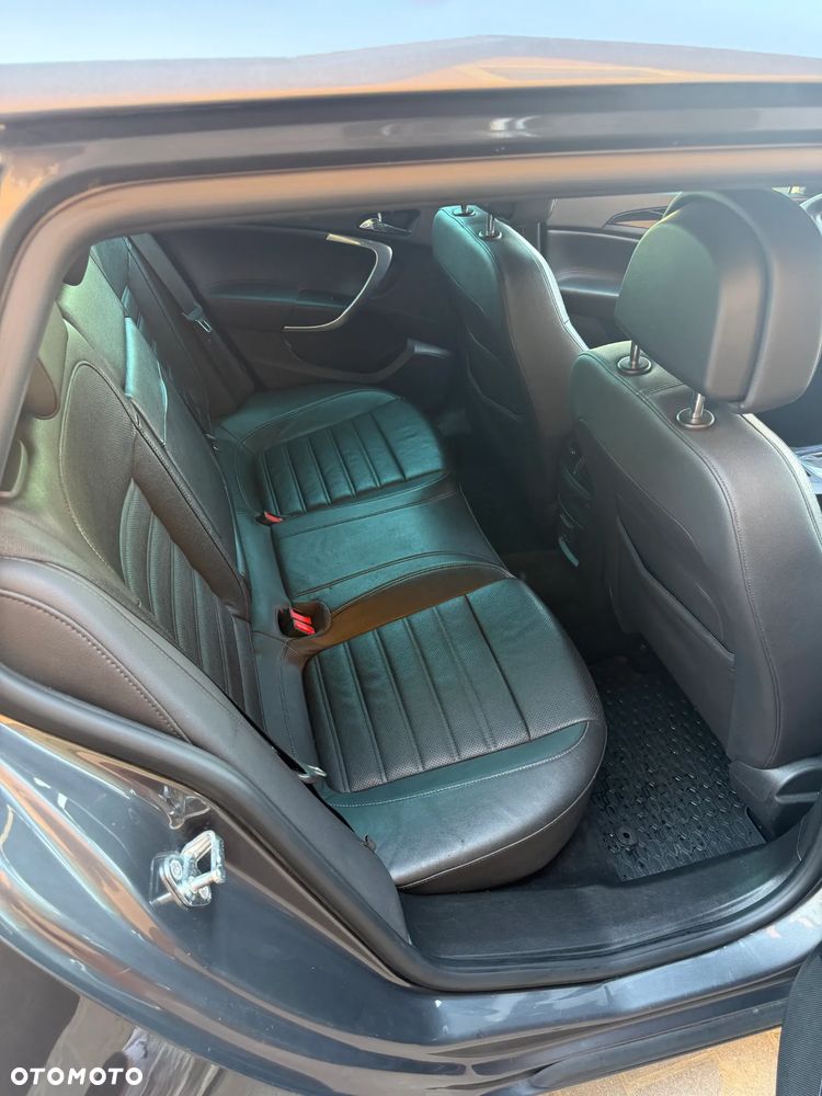 Opel Insignia - 15