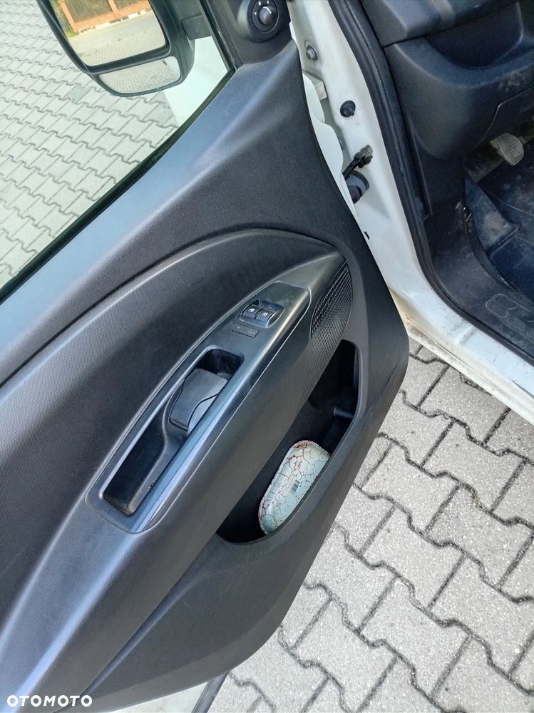 Opel Combo - 40