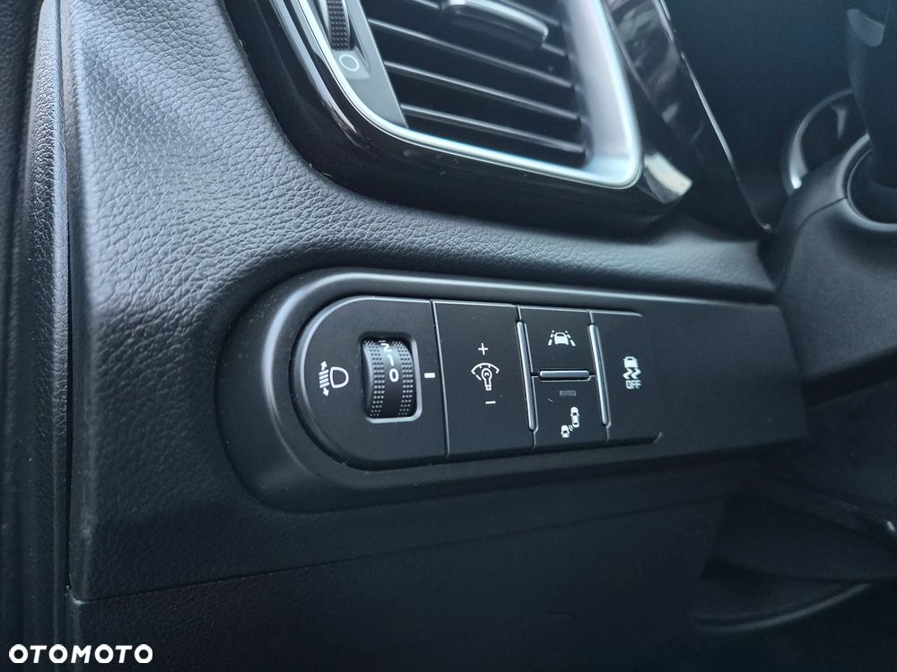 Kia Ceed 1.6 CRDi DCT GT Line - 25