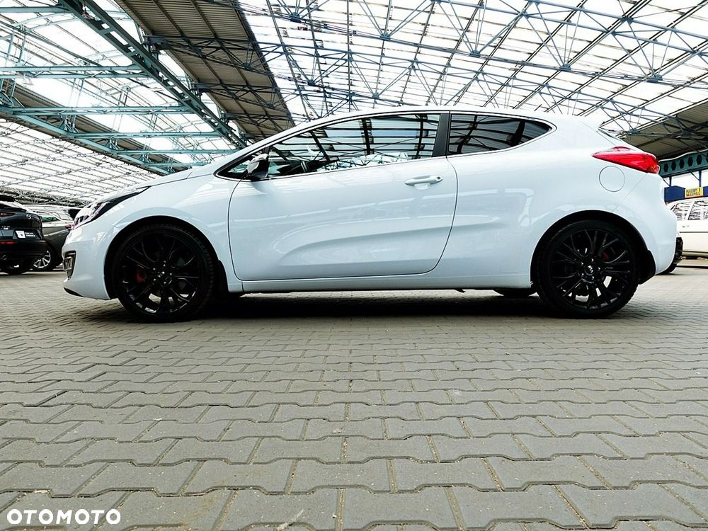 Kia Ceed - 7