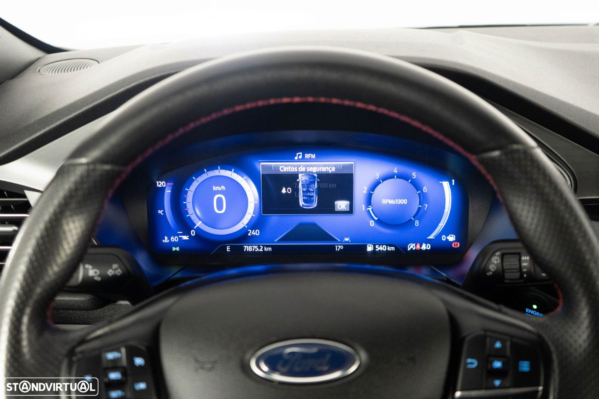 Ford Kuga - 25