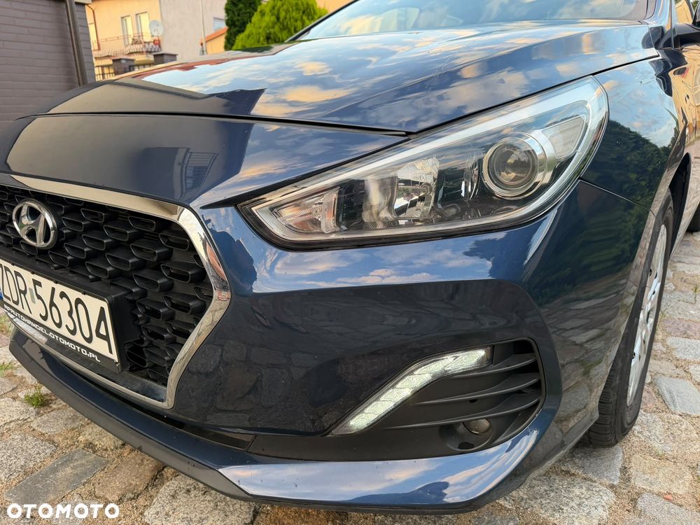 Hyundai i30 1.6 D GO DCT - 5
