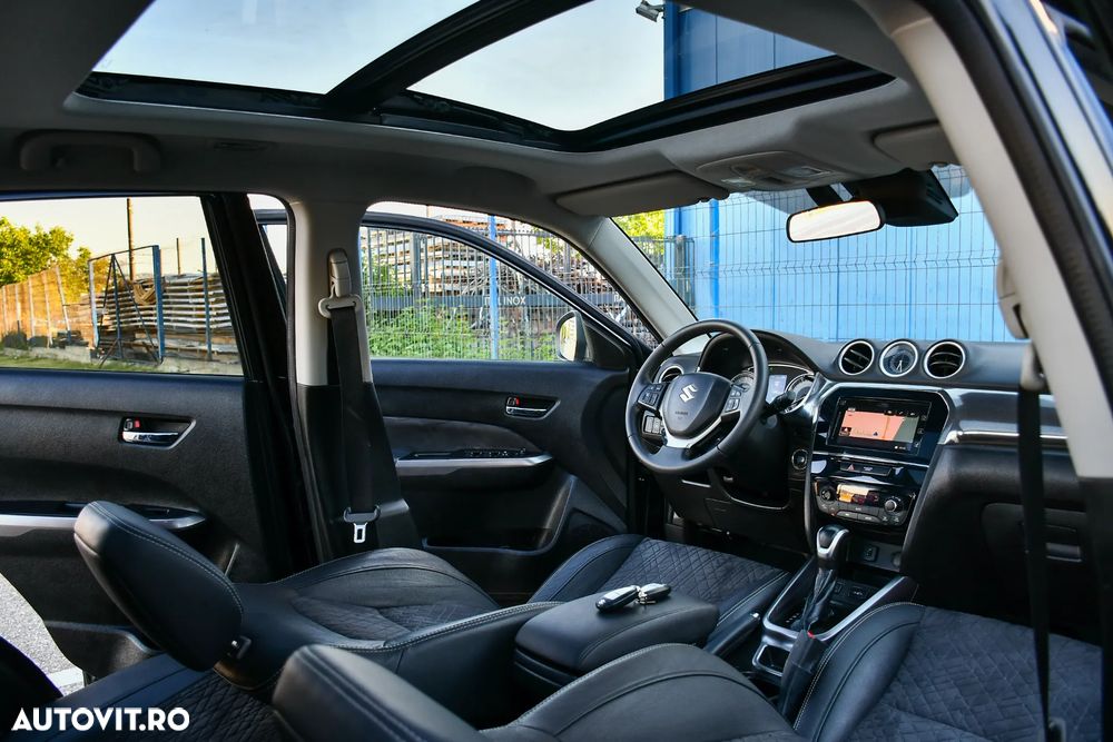 Suzuki Vitara 1.5 HEV Luxus - 18