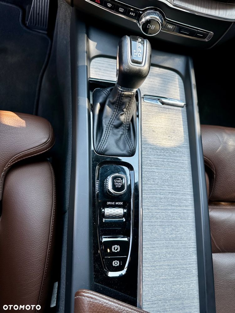 Volvo XC 60 D4 Inscription - 21