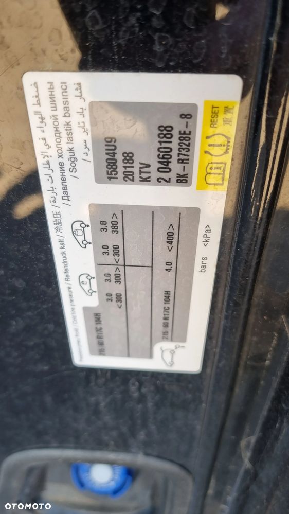 Opel Vivaro - 24