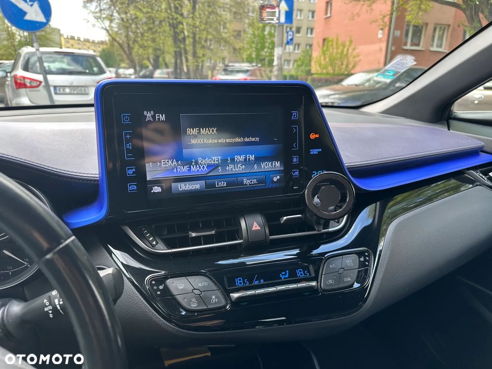 Toyota C-HR - 10