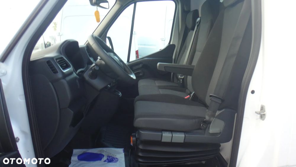 Renault Master - 9
