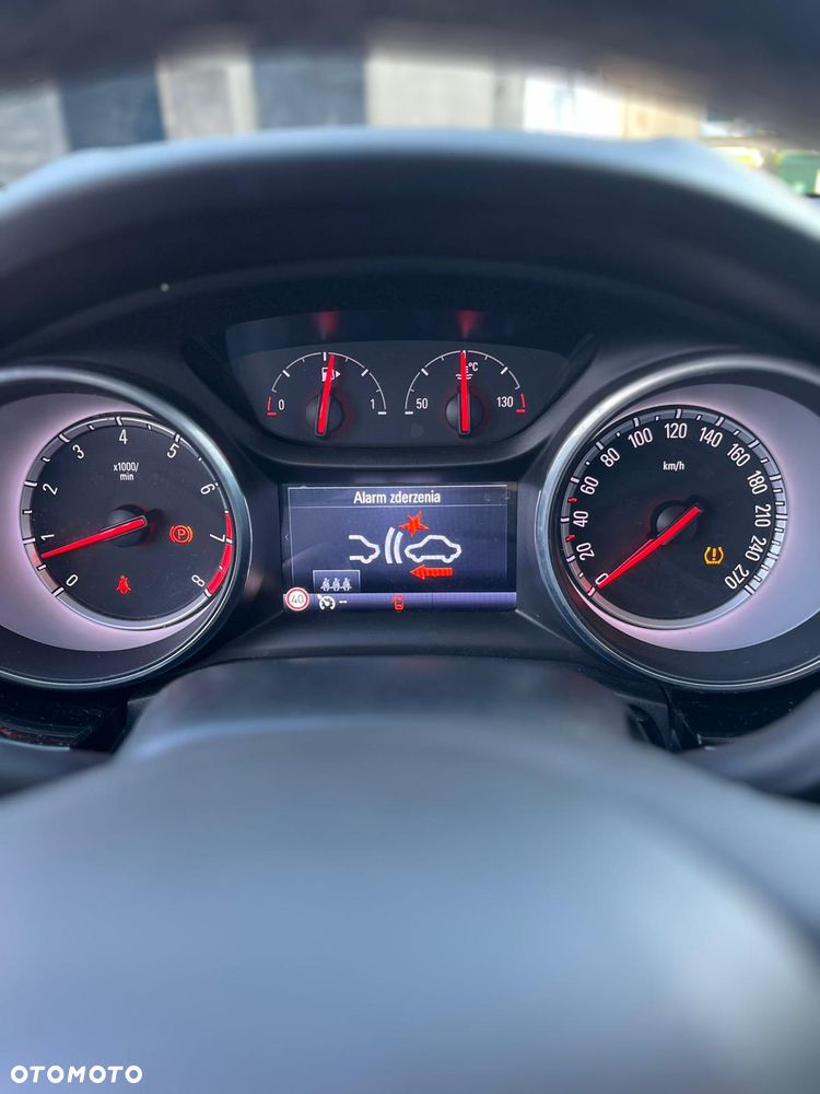 Opel Astra 1.4 Turbo Dynamic - 7