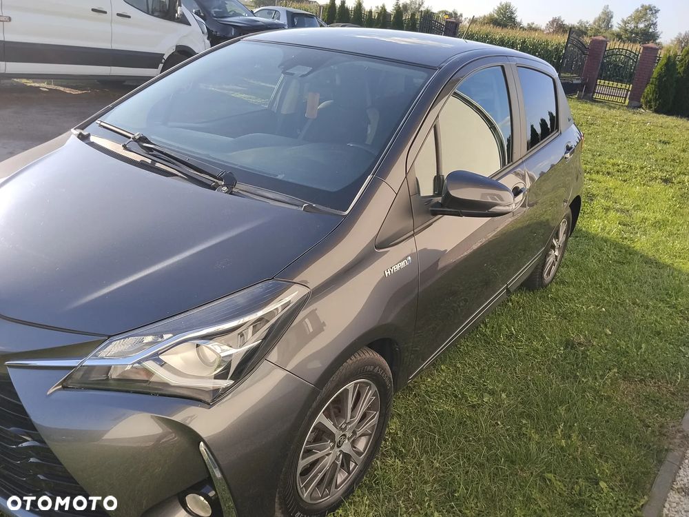 Toyota Yaris - 4