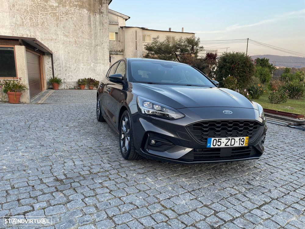 Ford Focus 1.0 EcoBoost ST-Line X - 2